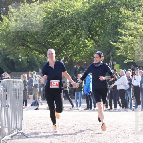 14.09.2025 - Stadtparktriathlon Strokosch-Dieckow http://msf.ph/oto/8885197 14.09.2025 11:04:05 Ziel 537 meine-sportfotos.de