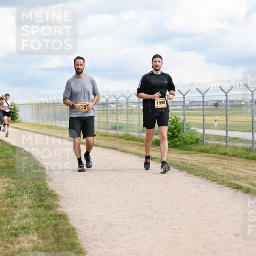 14.09.2025 - Airport Race Dr. Thomas Lammeyer http://msf.ph/oto/8885248 14.09.2025 12:41:14 Laufen 9, 1990 meine-sportfotos.de