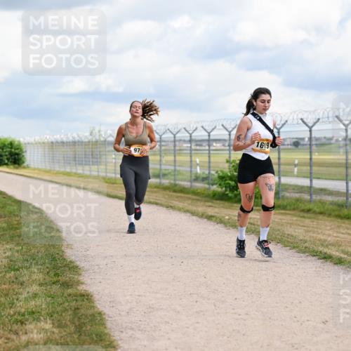 14.09.2025 - Airport Race Dr. Thomas Lammeyer http://msf.ph/oto/8885303 14.09.2025 12:41:22 Laufen 97, 1619 meine-sportfotos.de