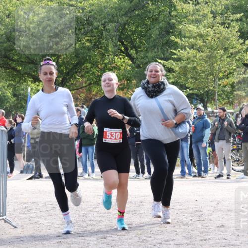 14.09.2025 - Stadtparktriathlon Strokosch-Dieckow http://msf.ph/oto/8885313 14.09.2025 11:05:53 Ziel 530 meine-sportfotos.de