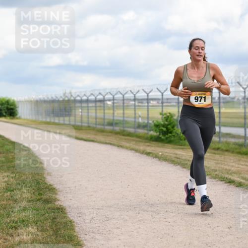 14.09.2025 - Airport Race Dr. Thomas Lammeyer http://msf.ph/oto/8885330 14.09.2025 12:41:24 Laufen 971 meine-sportfotos.de