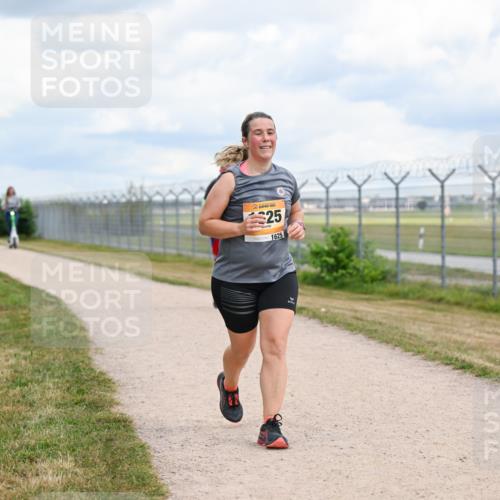 14.09.2025 - Airport Race Dr. Thomas Lammeyer http://msf.ph/oto/8885365 14.09.2025 12:41:36 Laufen 25, 1625 meine-sportfotos.de