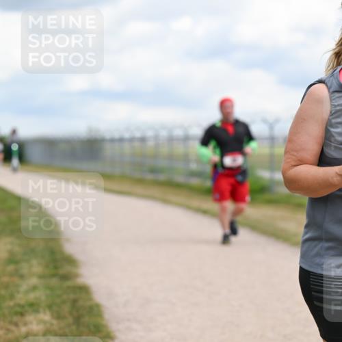 14.09.2025 - Airport Race Dr. Thomas Lammeyer http://msf.ph/oto/8885391 14.09.2025 12:41:38 Laufen 42, 525, 1625 meine-sportfotos.de