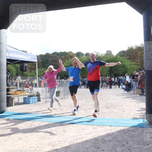 14.09.2025 - Stadtparktriathlon Strokosch-Dieckow http://msf.ph/oto/8885428 14.09.2025 11:07:34 Ziel 566 meine-sportfotos.de