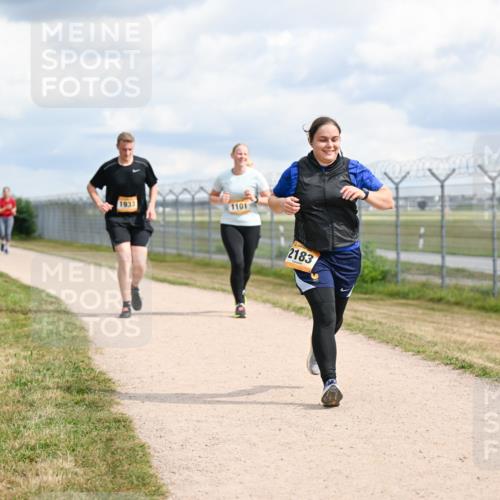 14.09.2025 - Airport Race Dr. Thomas Lammeyer http://msf.ph/oto/8885449 14.09.2025 12:42:07 Laufen 1933, 1101, 2183 meine-sportfotos.de