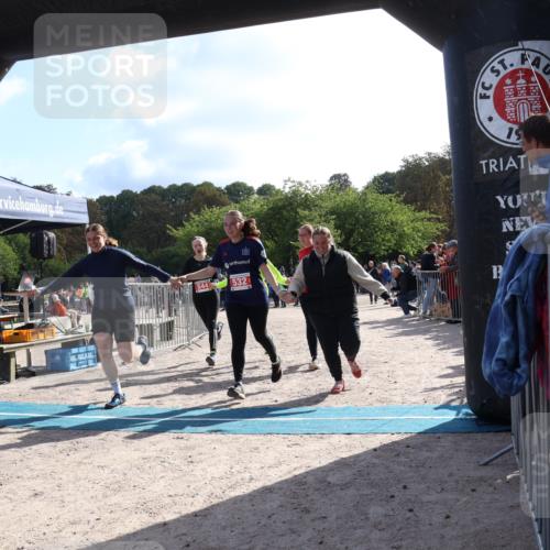 14.09.2025 - Stadtparktriathlon Strokosch-Dieckow http://msf.ph/oto/8885450 14.09.2025 11:07:43 Ziel 532, 533, 544 meine-sportfotos.de