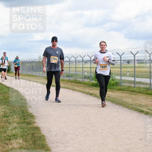 14.09.2025 - Airport Race Dr. Thomas Lammeyer http://msf.ph/oto/8885490 14.09.2025 12:42:23 Laufen 1704, 1704, 1025 meine-sportfotos.de
