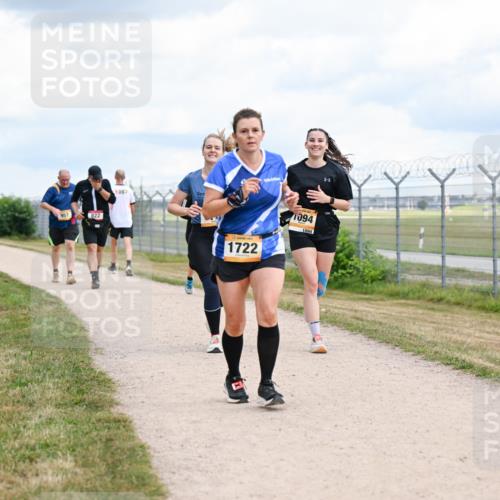 14.09.2025 - Airport Race Dr. Thomas Lammeyer http://msf.ph/oto/8885631 14.09.2025 12:42:49 Laufen 957, 822, 1722, 1094, 1094 meine-sportfotos.de