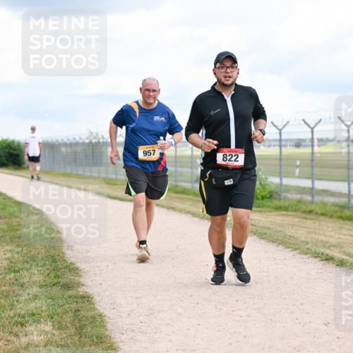 14.09.2025 - Airport Race Dr. Thomas Lammeyer http://msf.ph/oto/8885683 14.09.2025 12:42:54 Laufen 957, 822 meine-sportfotos.de