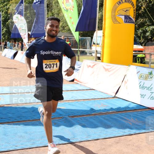 14.09.2025 - Airport Race Strokosch-Dieckow http://msf.ph/oto/8885686 14.09.2025 12:51:18 Ziel 246, 2071, 4214 meine-sportfotos.de