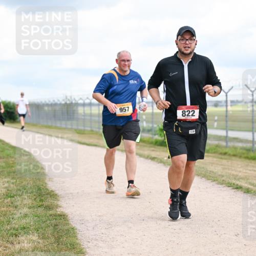 14.09.2025 - Airport Race Dr. Thomas Lammeyer http://msf.ph/oto/8885687 14.09.2025 12:42:55 Laufen 957, 822 meine-sportfotos.de