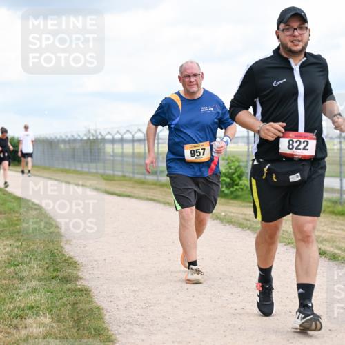 14.09.2025 - Airport Race Dr. Thomas Lammeyer http://msf.ph/oto/8885689 14.09.2025 12:42:55 Laufen 957, 822 meine-sportfotos.de