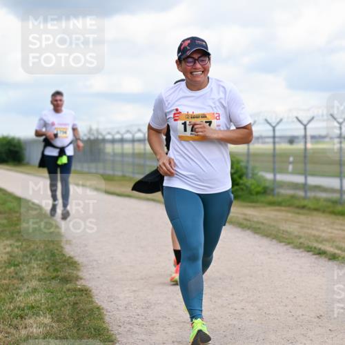14.09.2025 - Airport Race Dr. Thomas Lammeyer http://msf.ph/oto/8885741 14.09.2025 12:43:24 Laufen 17, 472 meine-sportfotos.de