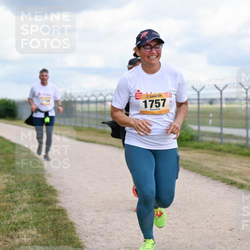 14.09.2025 - Airport Race Dr. Thomas Lammeyer http://msf.ph/oto/8885742 14.09.2025 12:43:25 Laufen 3754, 1757 meine-sportfotos.de