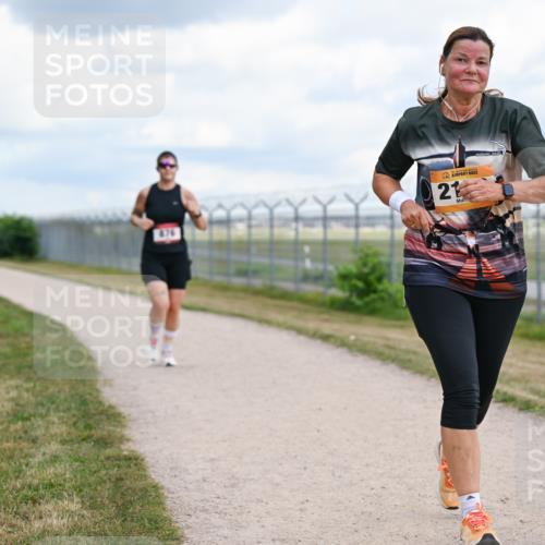 14.09.2025 - Airport Race Dr. Thomas Lammeyer http://msf.ph/oto/8885788 14.09.2025 12:43:38 Laufen 21 meine-sportfotos.de