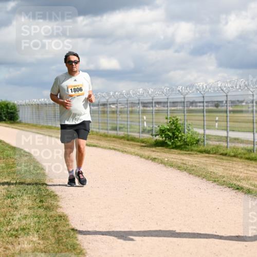 14.09.2025 - Airport Race Dr. Thomas Lammeyer http://msf.ph/oto/8885922 14.09.2025 12:44:33 Laufen 1806, 1893 meine-sportfotos.de