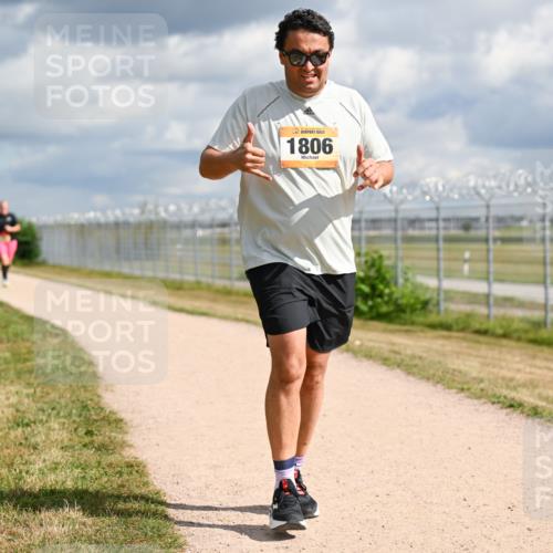 14.09.2025 - Airport Race Dr. Thomas Lammeyer http://msf.ph/oto/8885939 14.09.2025 12:44:35 Laufen 1806 meine-sportfotos.de
