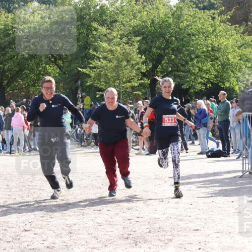 14.09.2025 - Stadtparktriathlon Strokosch-Dieckow http://msf.ph/oto/8885959 14.09.2025 11:07:47 Ziel 532, 533, 544 meine-sportfotos.de