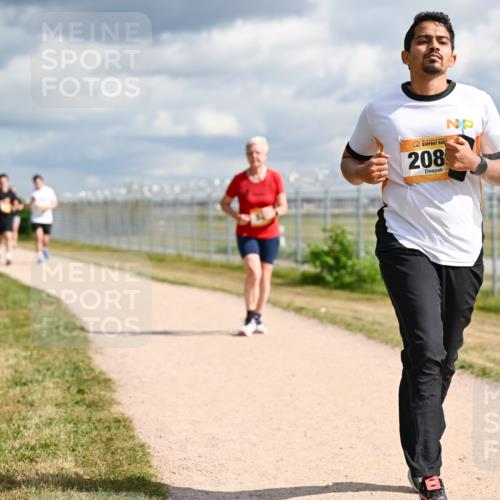 14.09.2025 - Airport Race Dr. Thomas Lammeyer http://msf.ph/oto/8886013 14.09.2025 12:44:54 Laufen 208 meine-sportfotos.de