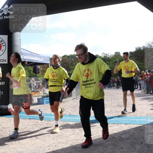 14.09.2025 - Stadtparktriathlon Strokosch-Dieckow http://msf.ph/oto/8886147 14.09.2025 11:13:53 Ziel 607 meine-sportfotos.de