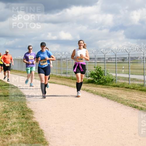 14.09.2025 - Airport Race Dr. Thomas Lammeyer http://msf.ph/oto/8886179 14.09.2025 12:45:21 Laufen 579, 1484, 890 meine-sportfotos.de