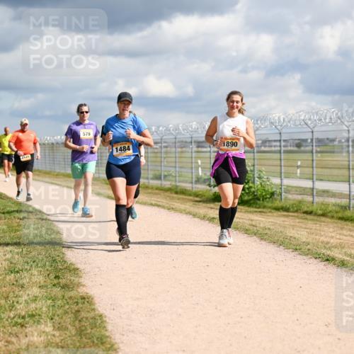 14.09.2025 - Airport Race Dr. Thomas Lammeyer http://msf.ph/oto/8886188 14.09.2025 12:45:22 Laufen 579, 1484, 1890 meine-sportfotos.de