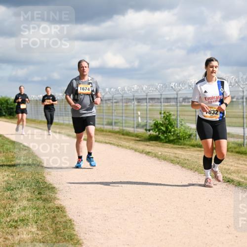 14.09.2025 - Airport Race Dr. Thomas Lammeyer http://msf.ph/oto/8886323 14.09.2025 12:45:49 Laufen 1674, 832 meine-sportfotos.de