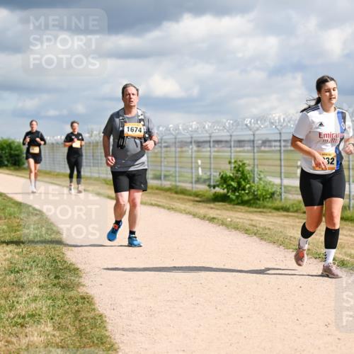 14.09.2025 - Airport Race Dr. Thomas Lammeyer http://msf.ph/oto/8886327 14.09.2025 12:45:49 Laufen 1674, 32 meine-sportfotos.de