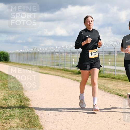 14.09.2025 - Airport Race Dr. Thomas Lammeyer http://msf.ph/oto/8886410 14.09.2025 12:45:57 Laufen 1020, 323 meine-sportfotos.de
