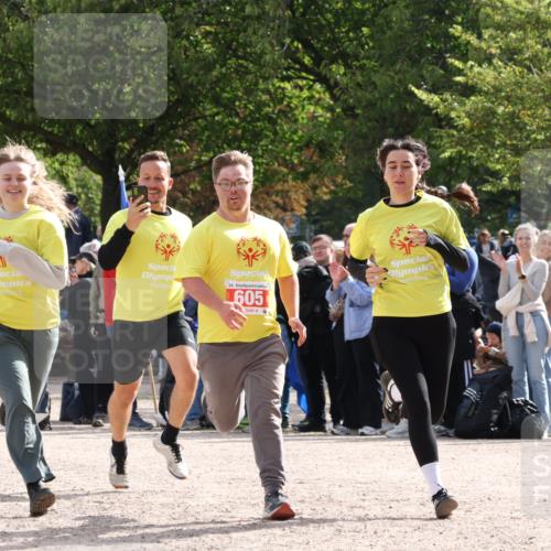 14.09.2025 - Stadtparktriathlon Strokosch-Dieckow http://msf.ph/oto/8886427 14.09.2025 11:20:13 Ziel 605 meine-sportfotos.de