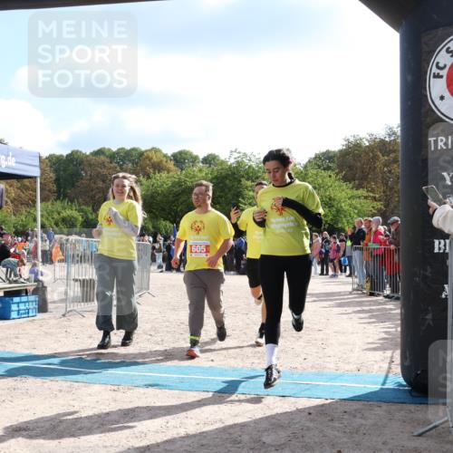 14.09.2025 - Stadtparktriathlon Strokosch-Dieckow http://msf.ph/oto/8886441 14.09.2025 11:20:16 Ziel 605 meine-sportfotos.de