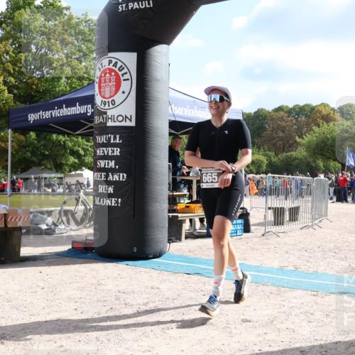 14.09.2025 - Stadtparktriathlon Strokosch-Dieckow http://msf.ph/oto/8886472 14.09.2025 11:21:01 Ziel 665 meine-sportfotos.de