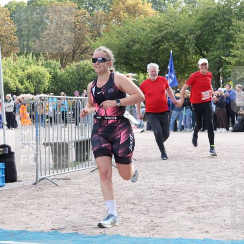 14.09.2025 - Stadtparktriathlon Strokosch-Dieckow http://msf.ph/oto/8886486 14.09.2025 11:21:16 Ziel 515, 598 meine-sportfotos.de