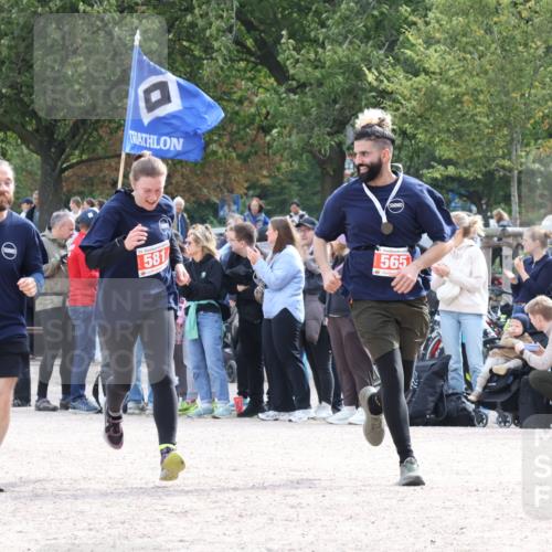14.09.2025 - Stadtparktriathlon Strokosch-Dieckow http://msf.ph/oto/8886526 14.09.2025 11:22:16 Ziel 581 meine-sportfotos.de