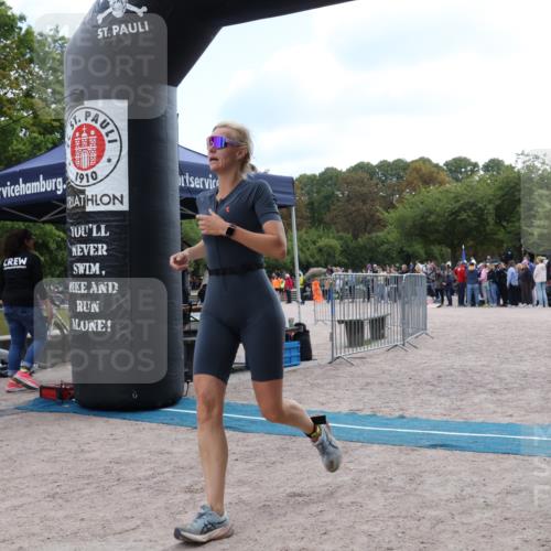 14.09.2025 - Stadtparktriathlon Strokosch-Dieckow http://msf.ph/oto/8886611 14.09.2025 11:23:31 Ziel 659 meine-sportfotos.de