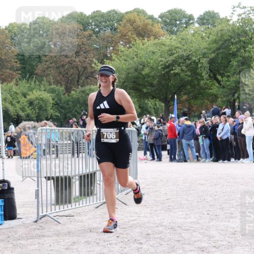 14.09.2025 - Stadtparktriathlon Strokosch-Dieckow http://msf.ph/oto/8886630 14.09.2025 11:24:58 Ziel 706 meine-sportfotos.de