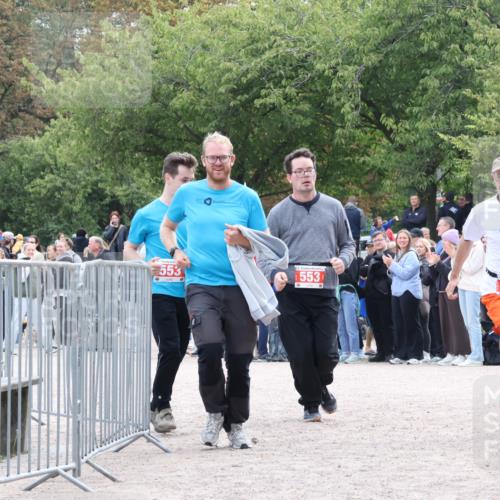 14.09.2025 - Stadtparktriathlon Strokosch-Dieckow http://msf.ph/oto/8886675 14.09.2025 11:25:33 Ziel 553, 568, 674, 701 meine-sportfotos.de