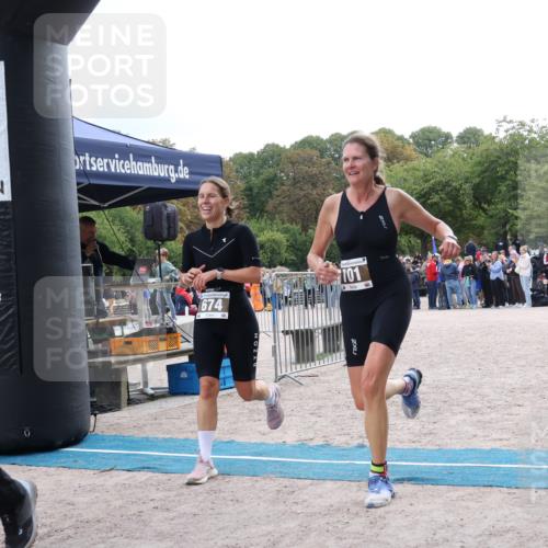 14.09.2025 - Stadtparktriathlon Strokosch-Dieckow http://msf.ph/oto/8886710 14.09.2025 11:25:40 Ziel 553, 568, 674, 701 meine-sportfotos.de