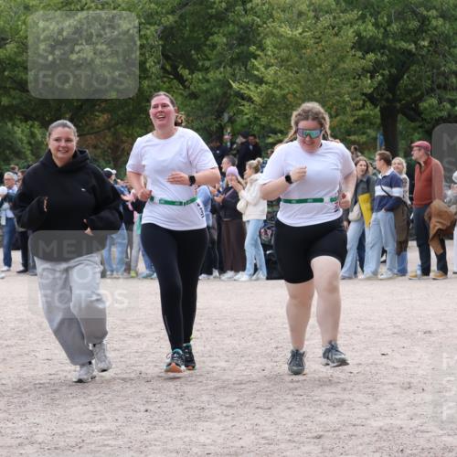 14.09.2025 - Stadtparktriathlon Strokosch-Dieckow http://msf.ph/oto/8886745 14.09.2025 11:27:01 Ziel 535 meine-sportfotos.de