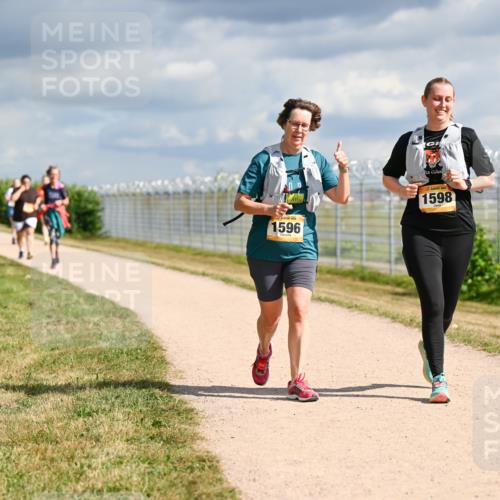 14.09.2025 - Airport Race Dr. Thomas Lammeyer http://msf.ph/oto/8886777 14.09.2025 12:48:15 Laufen 1596, 1598 meine-sportfotos.de