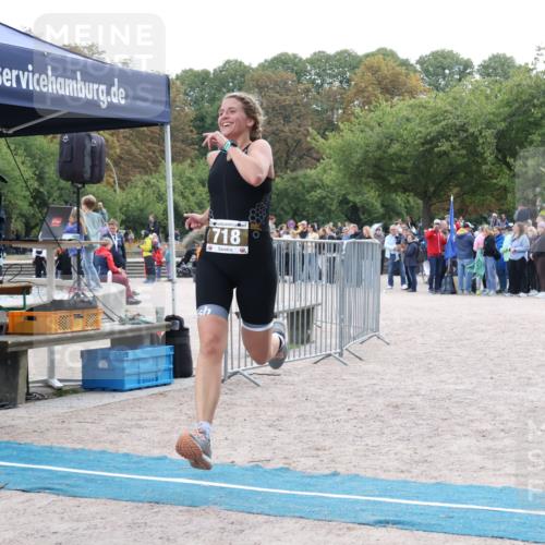14.09.2025 - Stadtparktriathlon Strokosch-Dieckow http://msf.ph/oto/8886786 14.09.2025 11:28:00 Ziel 718 meine-sportfotos.de