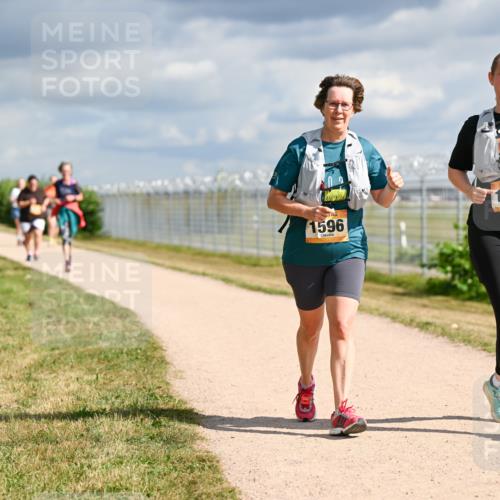 14.09.2025 - Airport Race Dr. Thomas Lammeyer http://msf.ph/oto/8886787 14.09.2025 12:48:16 Laufen 1596, 1598 meine-sportfotos.de