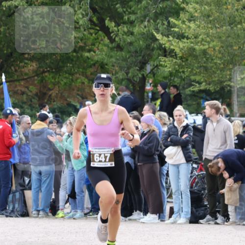14.09.2025 - Stadtparktriathlon Strokosch-Dieckow http://msf.ph/oto/8886792 14.09.2025 11:28:16 Ziel 647 meine-sportfotos.de