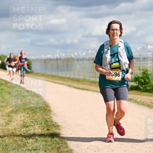 14.09.2025 - Airport Race Dr. Thomas Lammeyer http://msf.ph/oto/8886796 14.09.2025 12:48:16 Laufen 596, 6, 598 meine-sportfotos.de