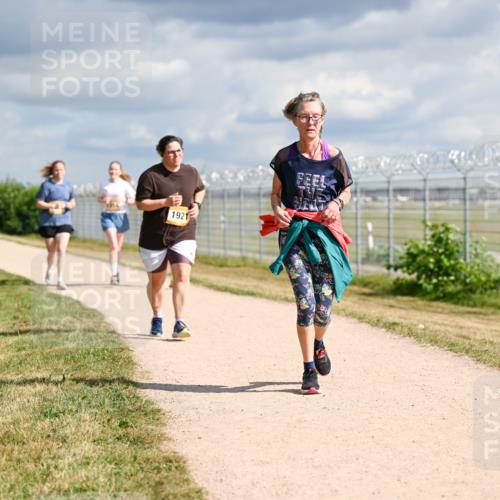 14.09.2025 - Airport Race Dr. Thomas Lammeyer http://msf.ph/oto/8886818 14.09.2025 12:48:25 Laufen 1921 meine-sportfotos.de