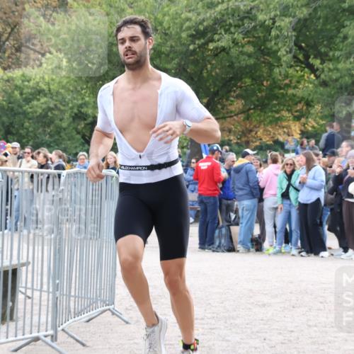 14.09.2025 - Stadtparktriathlon Strokosch-Dieckow http://msf.ph/oto/8886845 14.09.2025 11:29:12 Ziel 793 meine-sportfotos.de