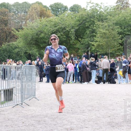 14.09.2025 - Stadtparktriathlon Strokosch-Dieckow http://msf.ph/oto/8886857 14.09.2025 11:29:49 Ziel 720 meine-sportfotos.de