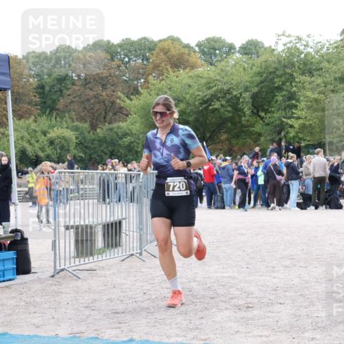 14.09.2025 - Stadtparktriathlon Strokosch-Dieckow http://msf.ph/oto/8886860 14.09.2025 11:29:50 Ziel 720 meine-sportfotos.de