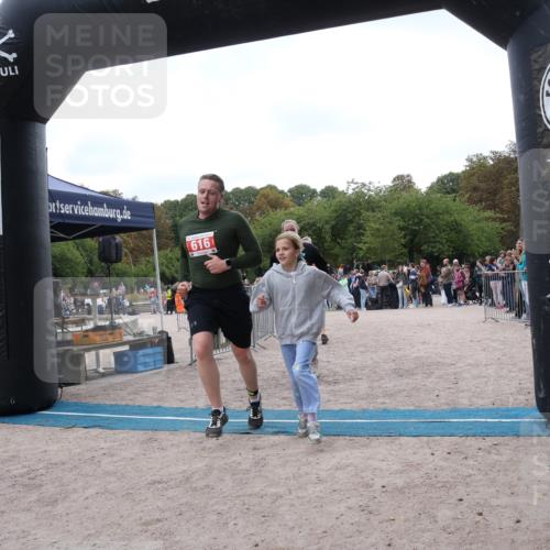 14.09.2025 - Stadtparktriathlon Strokosch-Dieckow http://msf.ph/oto/8886878 14.09.2025 11:30:31 Ziel 616, 639 meine-sportfotos.de