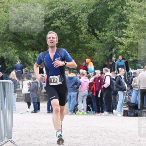 14.09.2025 - Stadtparktriathlon Strokosch-Dieckow http://msf.ph/oto/8886910 14.09.2025 11:31:06 Ziel 770 meine-sportfotos.de